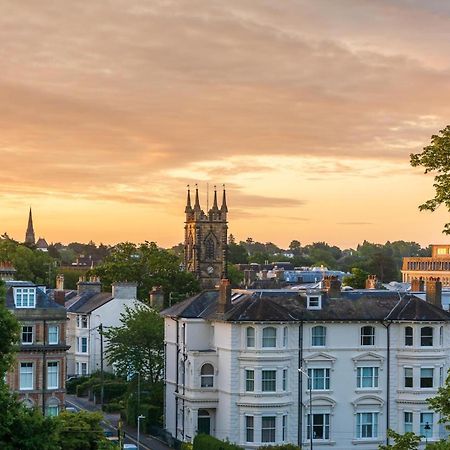 The Old Office Apartment Royal Tunbridge Wells Bagian luar foto